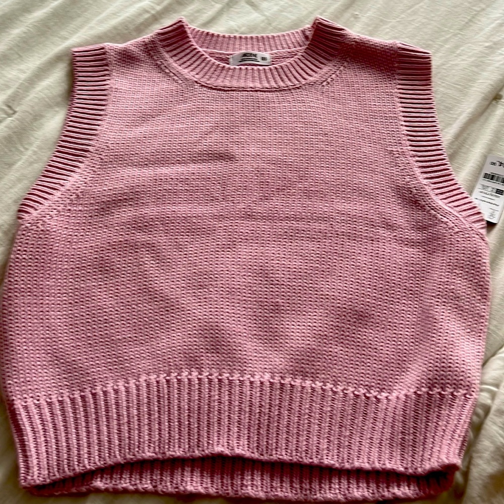 Adrene Pink Sweater Vest Size - xs